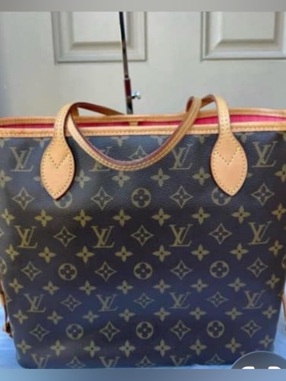 Louis Vuitton Pink Monogram Tote Bag COA included No Pouch - Picture 2 of 5